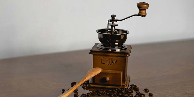 Unlock Pure Flavor: A Barista's Guide to the Best Manual Coffee Grinder